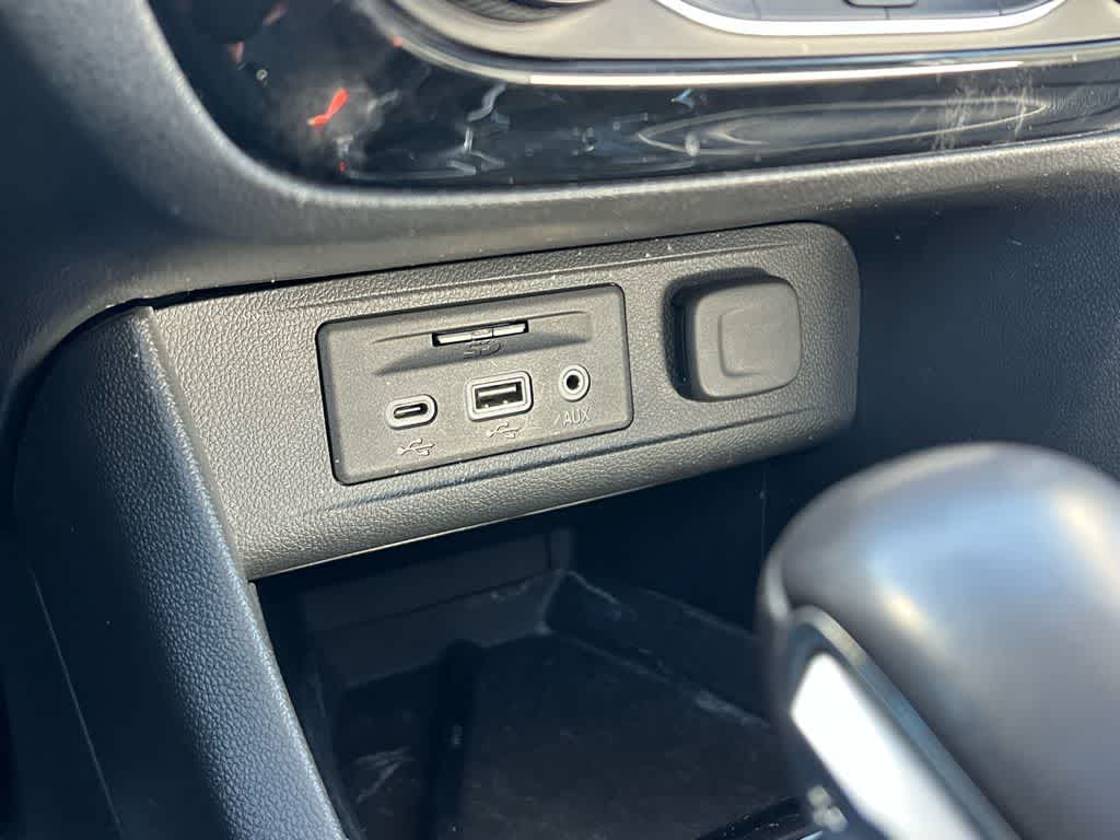 Thumbnail: 2020 Buick Encore GX - 37