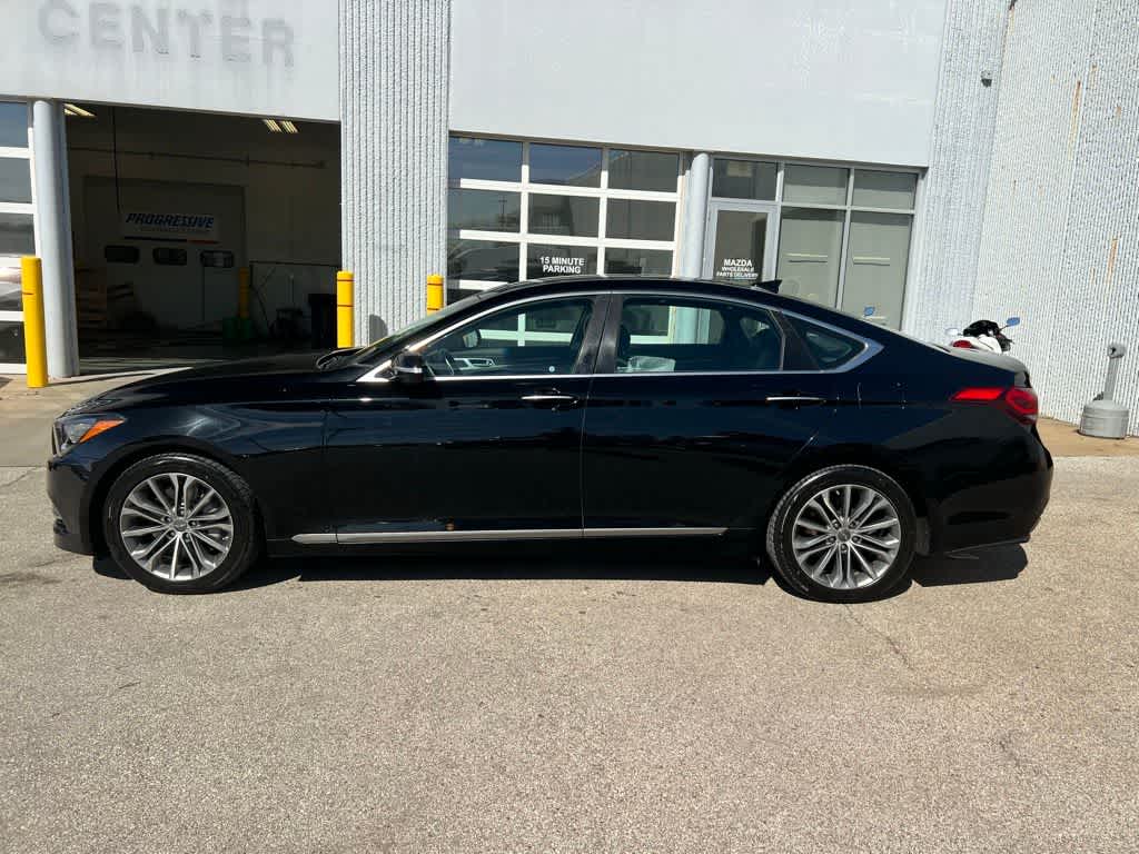 Thumbnail: 2015 Hyundai Genesis - 3