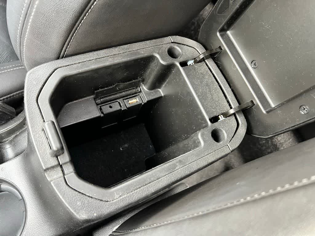 Thumbnail: 2011 Chevrolet Cruze - 31