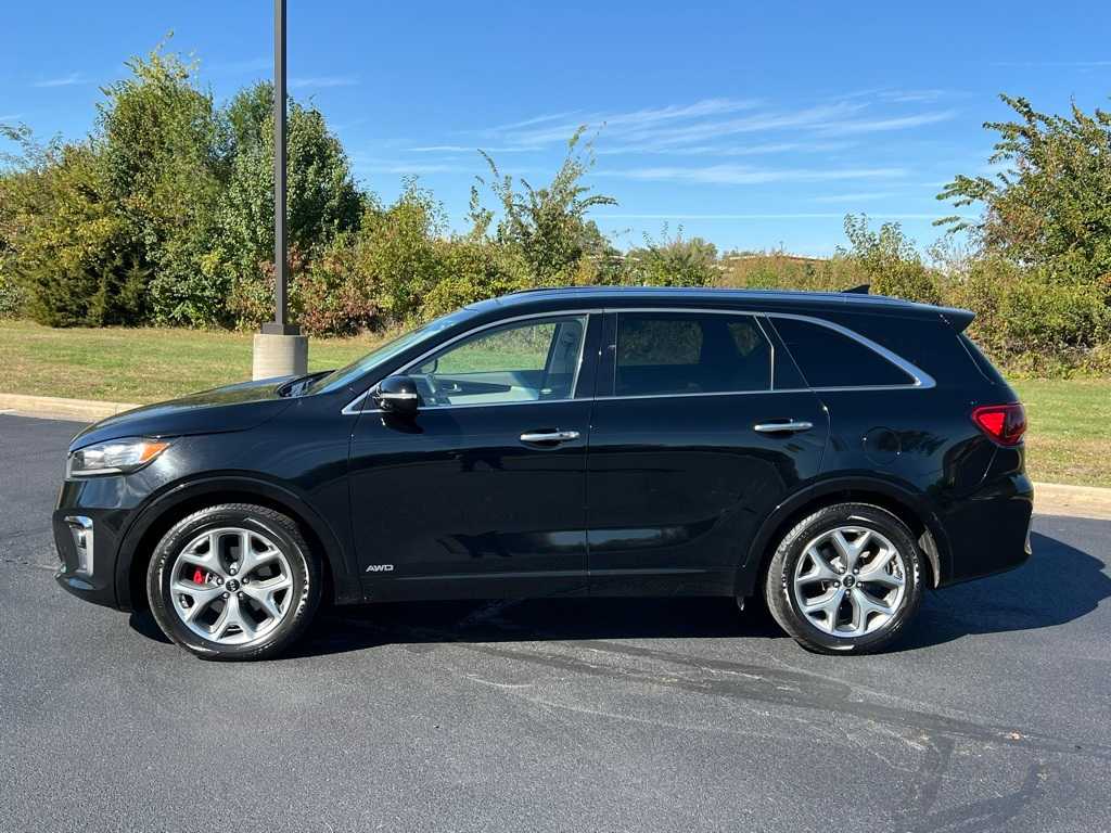 Thumbnail: 2019 Kia Sorento - 3