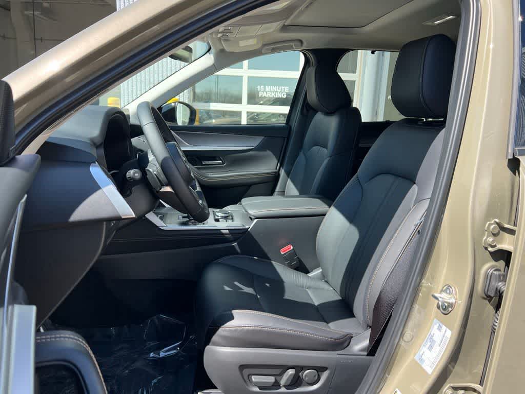 Thumbnail: 2025 Mazda CX-70 - 12