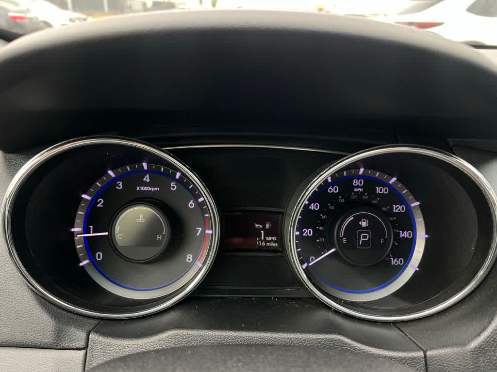 Thumbnail: 2011 Hyundai Sonata - 31