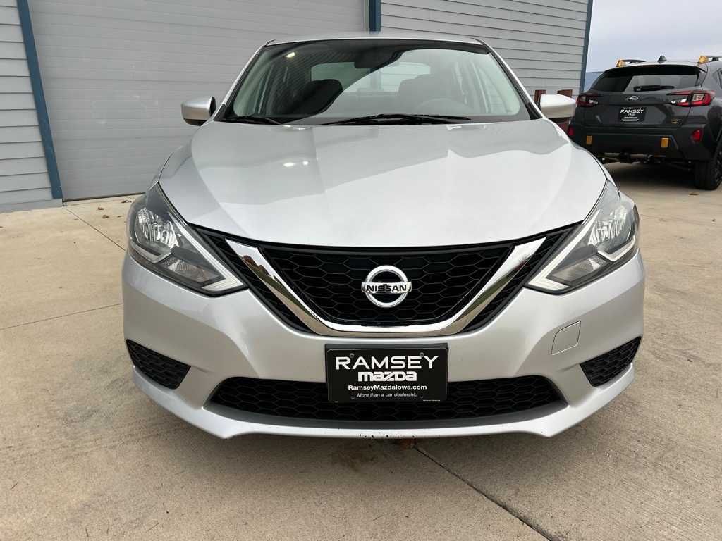 Thumbnail: 2017 Nissan Sentra - 9