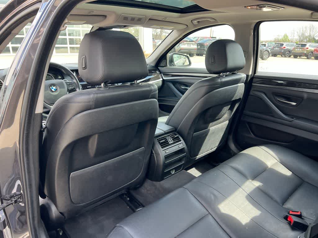 Thumbnail: 2016 BMW 5 Series - 19