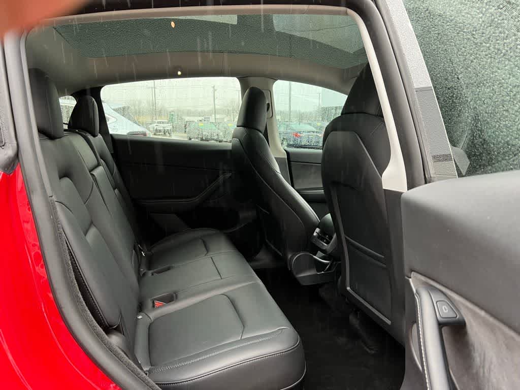 Thumbnail: 2022 Tesla Model Y - 18