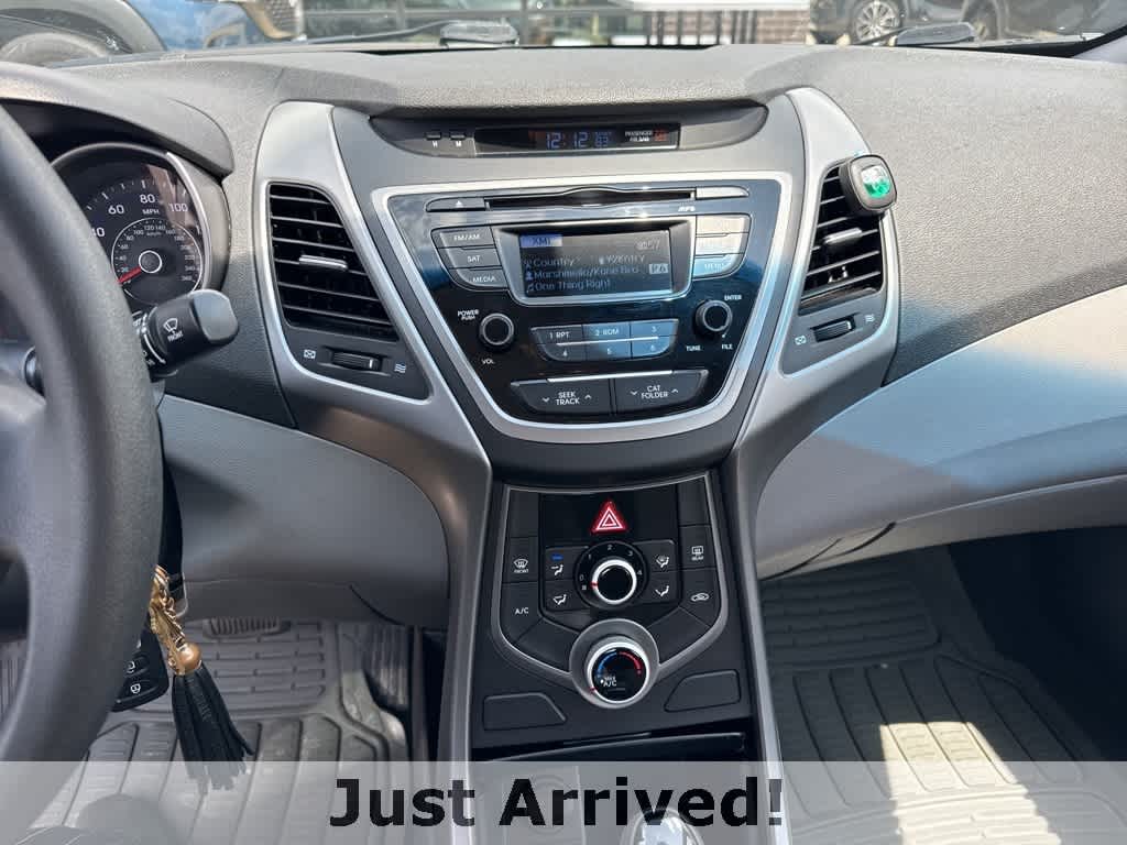 Thumbnail: 2016 Hyundai Elantra - 10