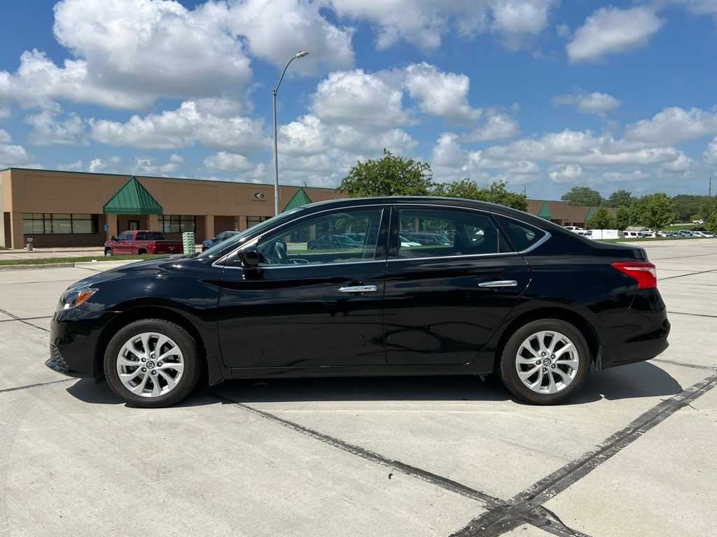Thumbnail: 2016 Nissan Sentra - 4