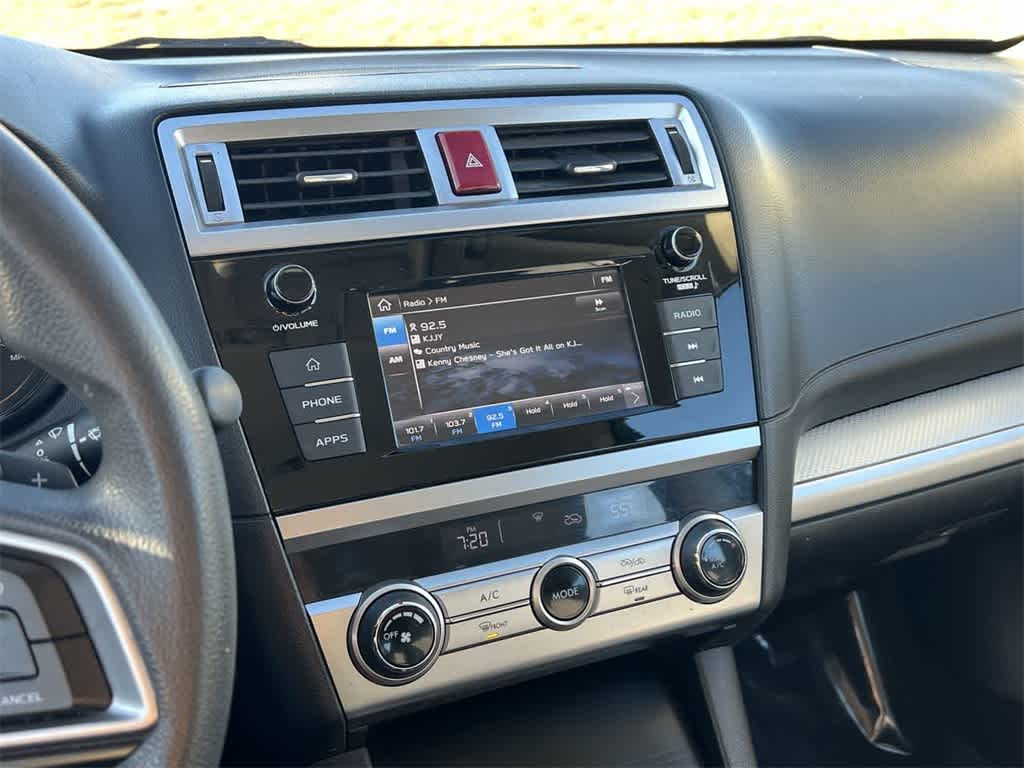 2018 Subaru Outback 2.5i 25