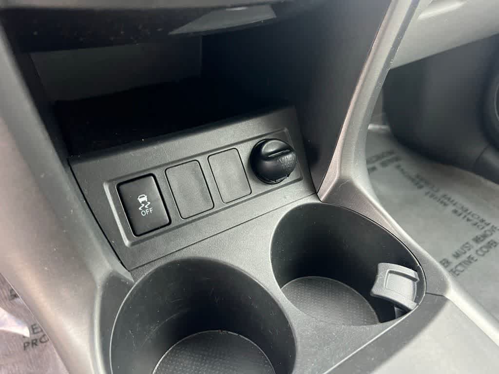 Thumbnail: 2012 Toyota RAV4 - 26