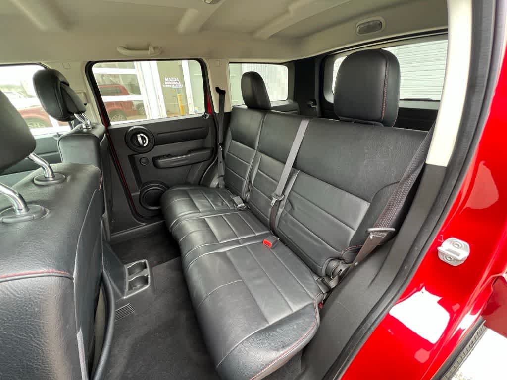 Thumbnail: 2011 Dodge Nitro - 23