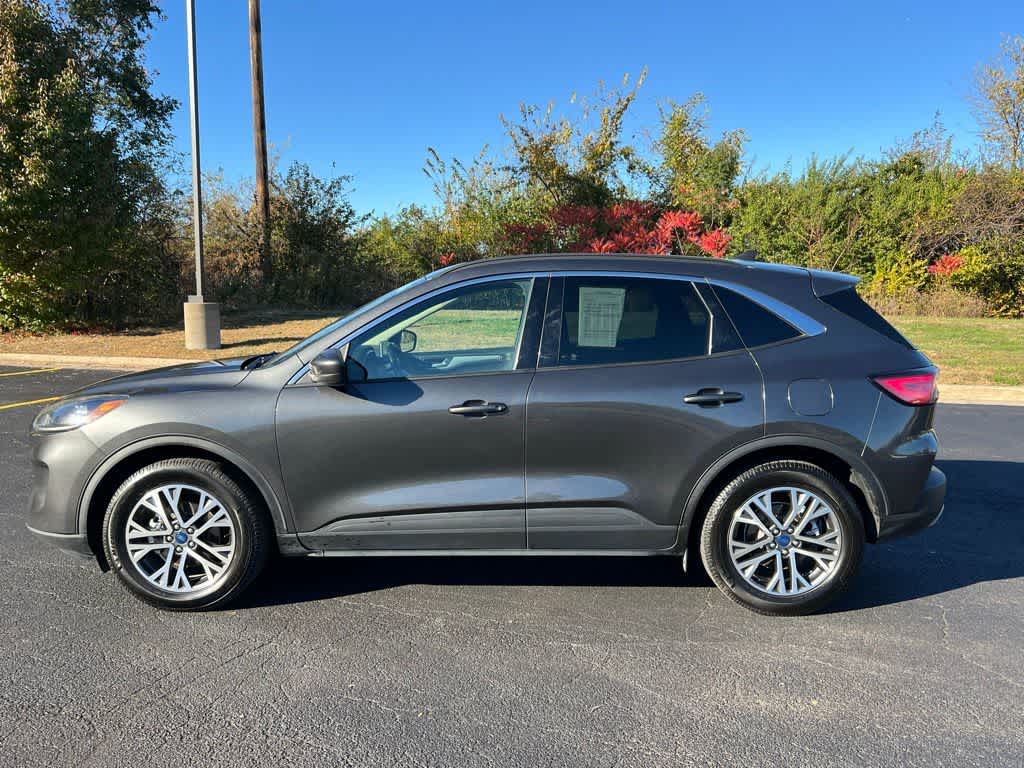 Thumbnail: 2020 Ford Escape - 3