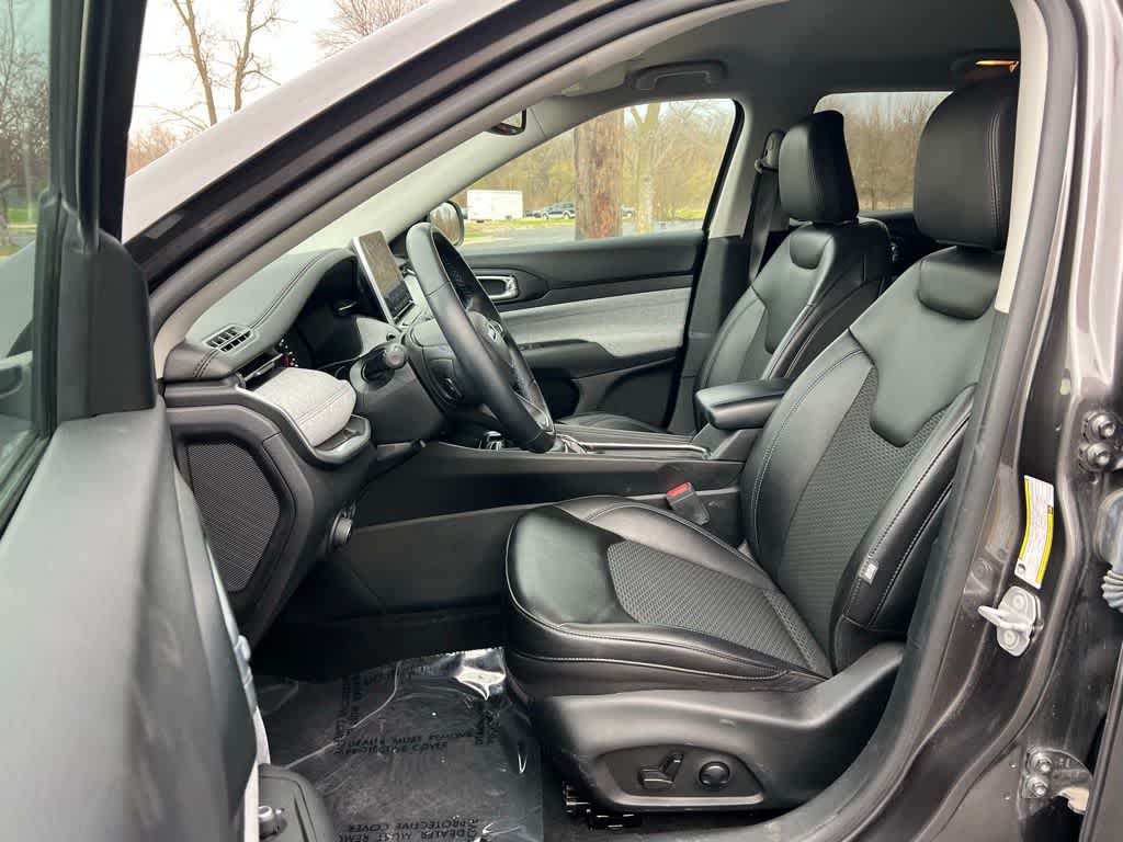 Thumbnail: 2022 Jeep Compass - 15