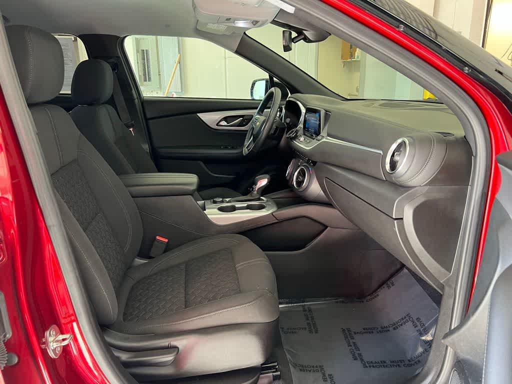 Thumbnail: 2021 Chevrolet Blazer - 25