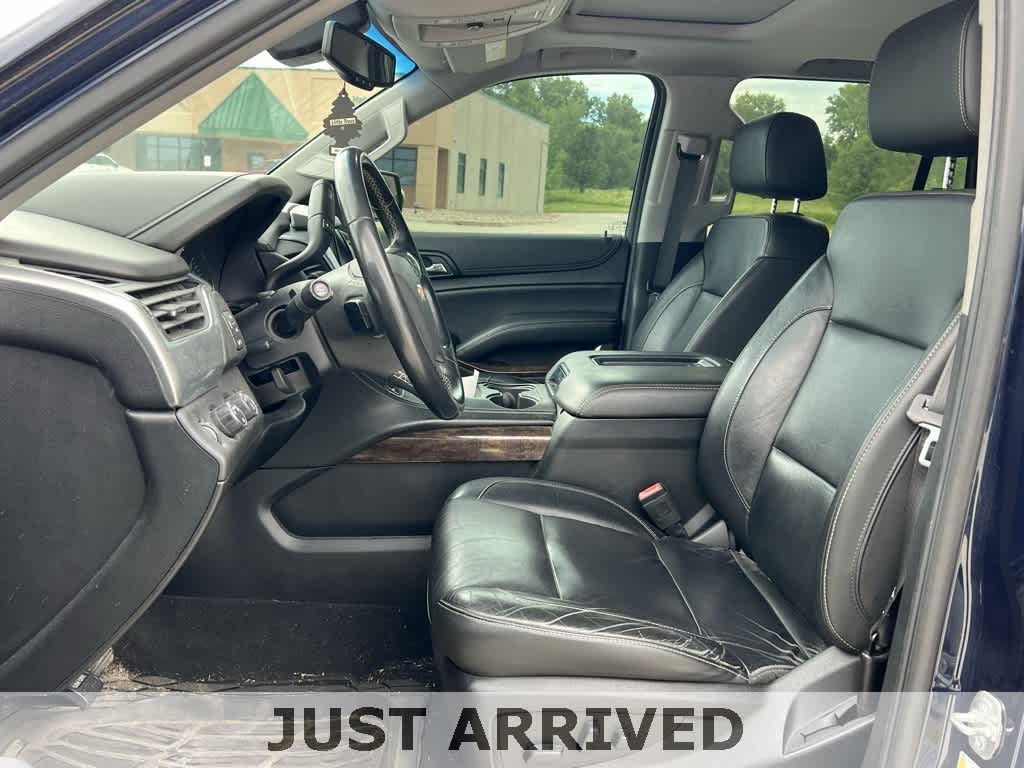 Thumbnail: 2019 Chevrolet Tahoe - 11