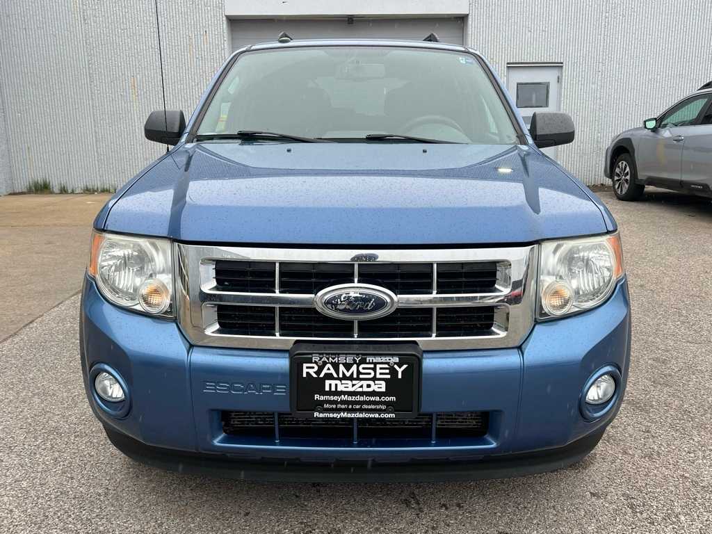 Thumbnail: 2010 Ford Escape - 8