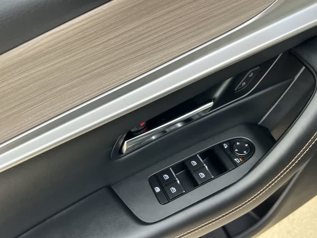 Thumbnail: 2025 Mazda CX-90 - 15