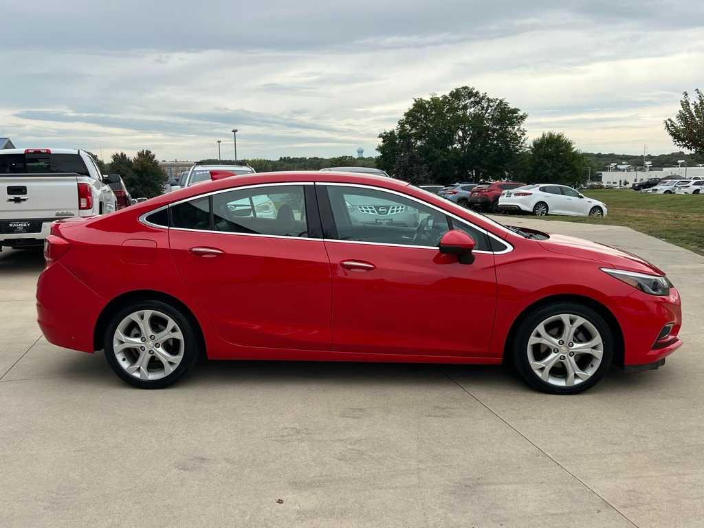 Thumbnail: 2016 Chevrolet Cruze - 7