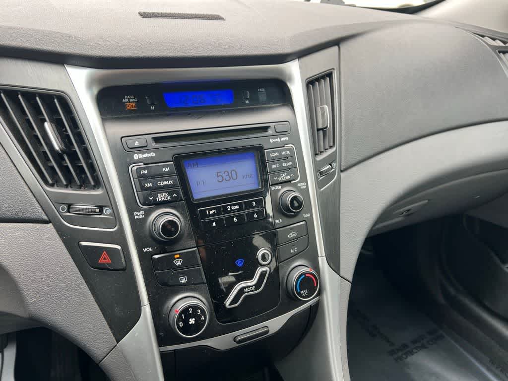 Thumbnail: 2011 Hyundai Sonata - 28