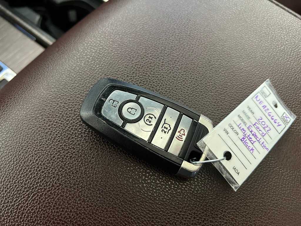 Thumbnail: 2022 Ford Expedition - 32