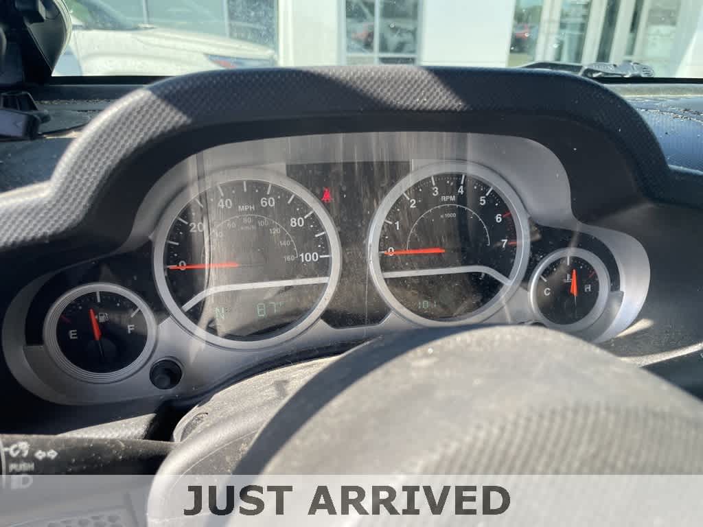 Thumbnail: 2010 Jeep Wrangler - 15
