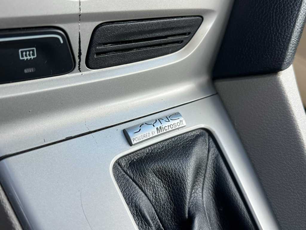 2012 Ford Focus SE 25