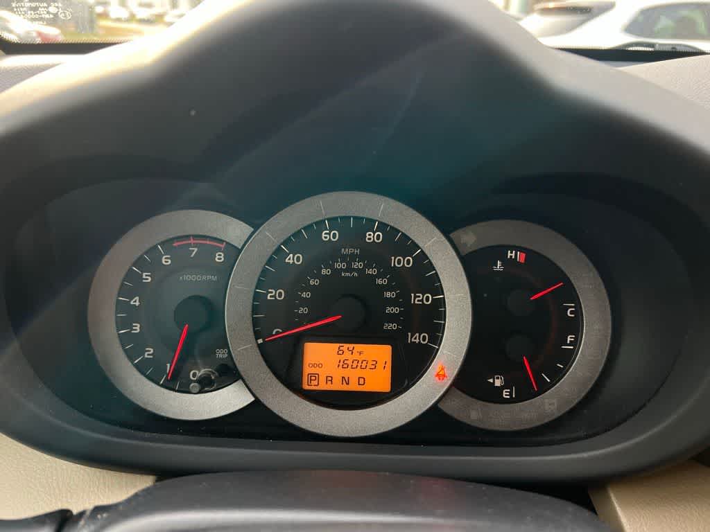 Thumbnail: 2010 Toyota RAV4 - 31