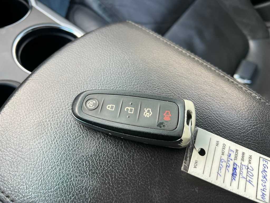 Thumbnail: 2014 Ford Explorer - 33