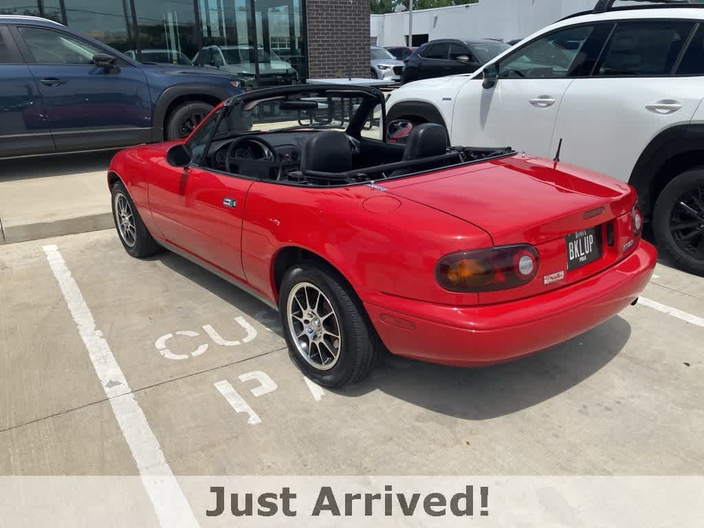Thumbnail: 1995 Mazda MX-5 Miata - 5