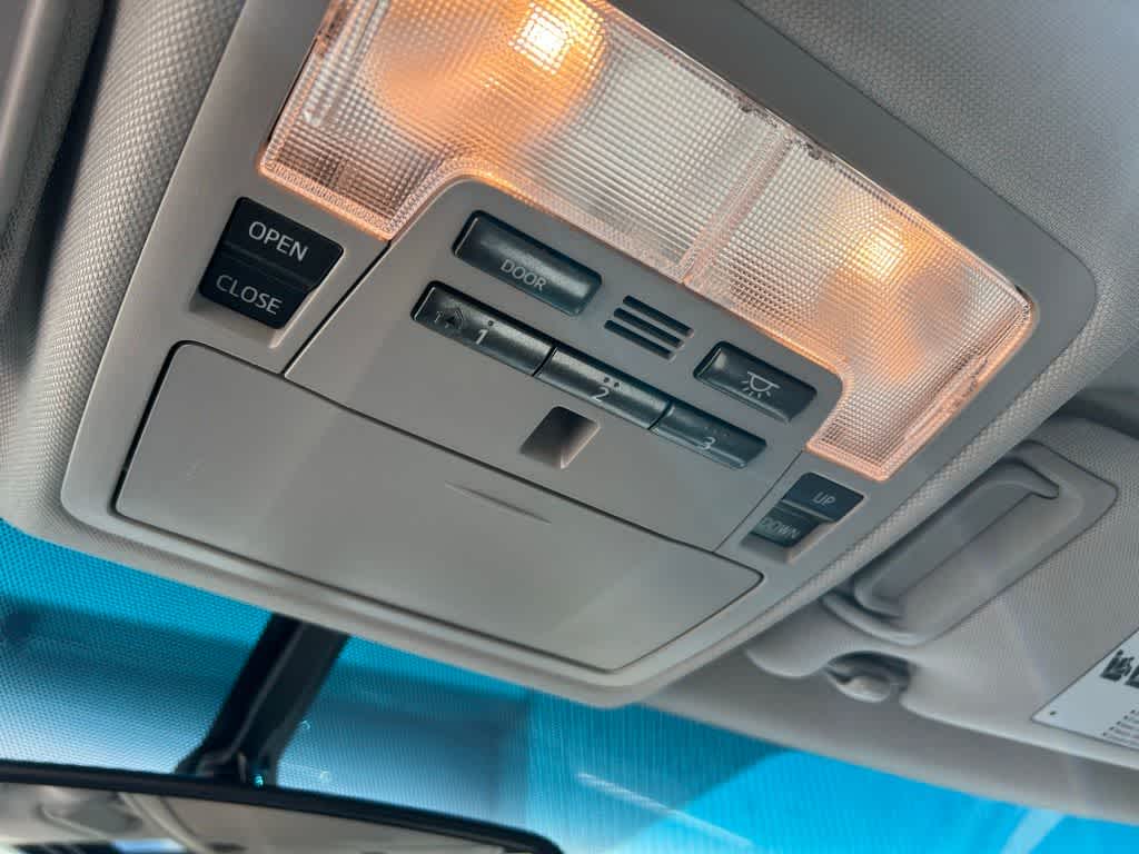 Thumbnail: 2016 Toyota Camry - 34