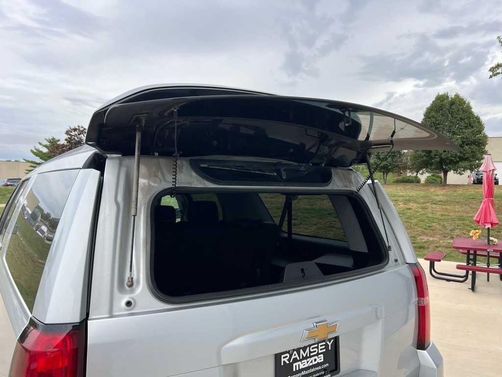 Thumbnail: 2019 Chevrolet Suburban - 30