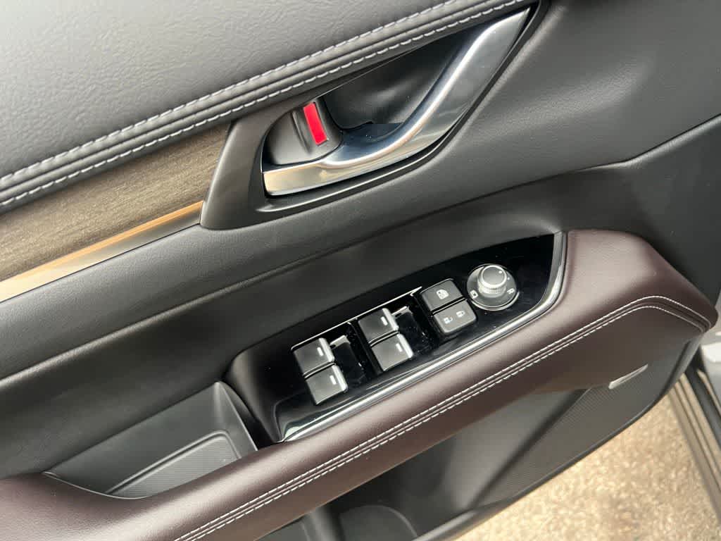 Thumbnail: 2025 Mazda CX-5 - 15