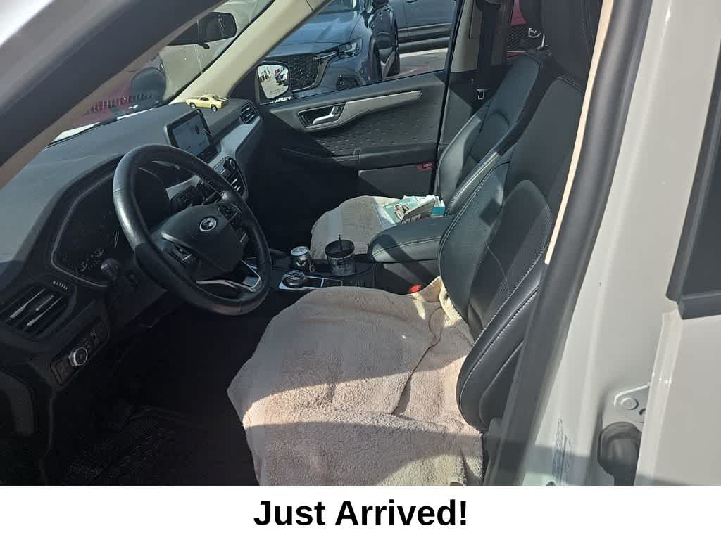 Thumbnail: 2020 Ford Escape - 5