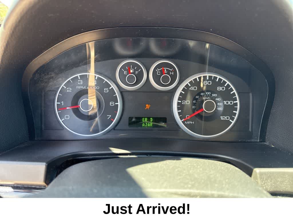 Thumbnail: 2008 Ford Fusion - 8