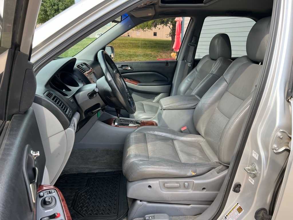 Thumbnail: 2005 Acura MDX - 11