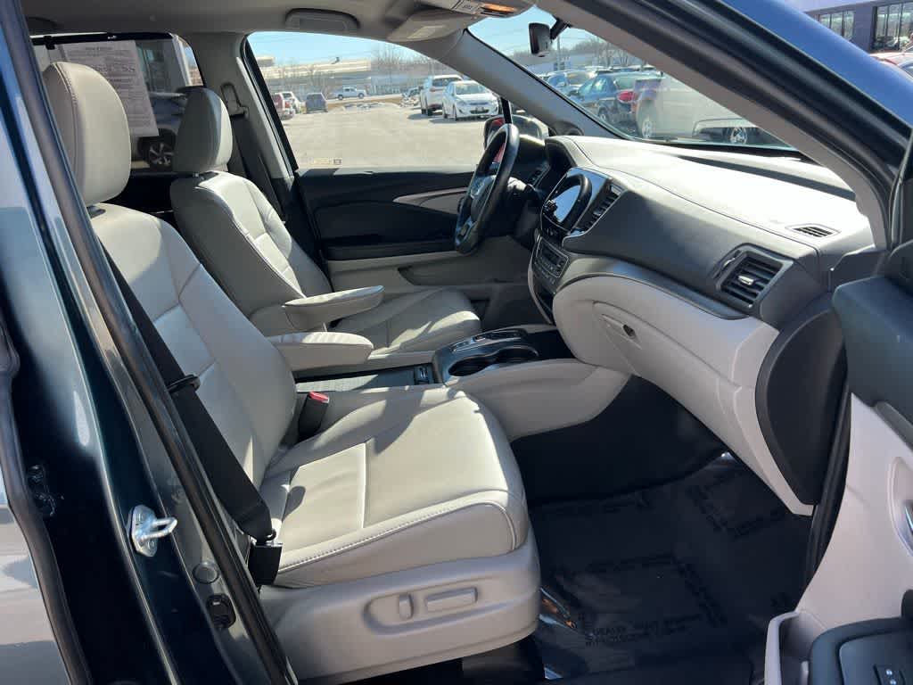 Thumbnail: 2021 Honda Pilot - 25