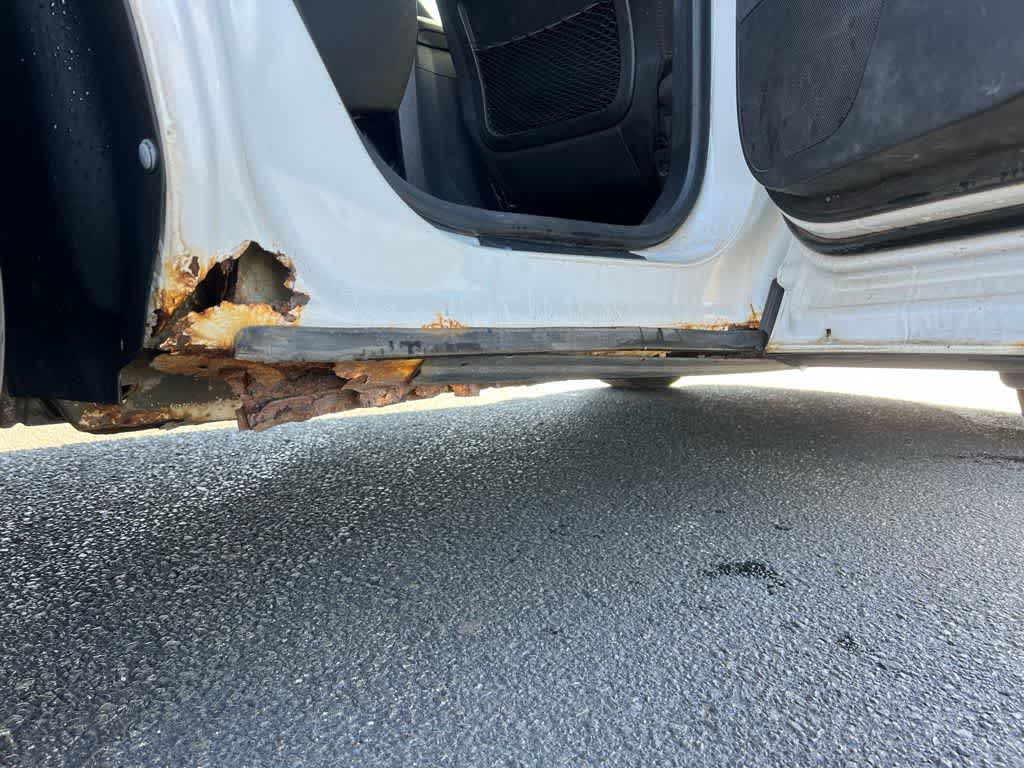 Thumbnail: 2012 Chevrolet Equinox - 34