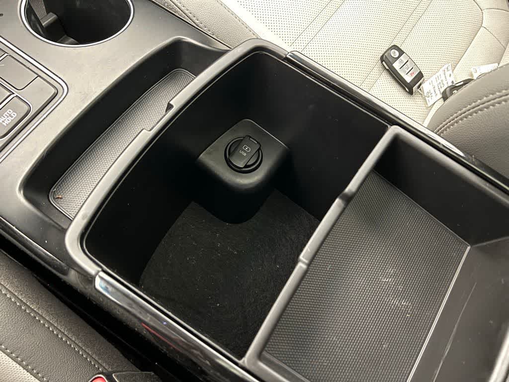 Thumbnail: 2019 Kia Sorento - 43