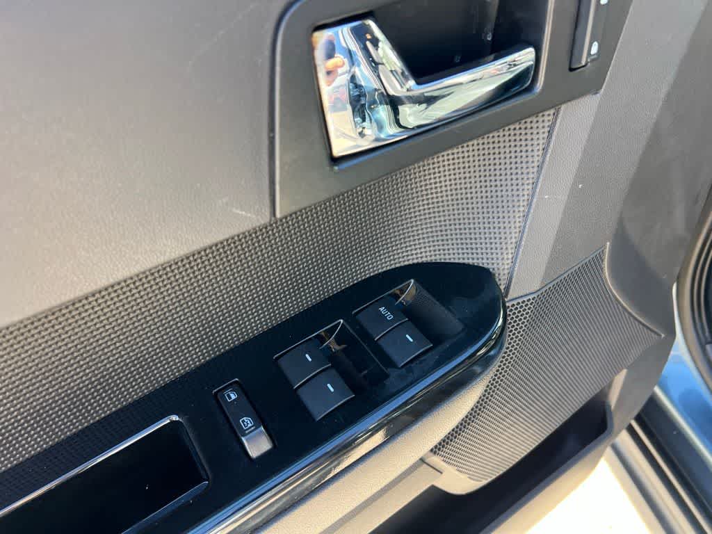 Thumbnail: 2011 Ford Escape - 16