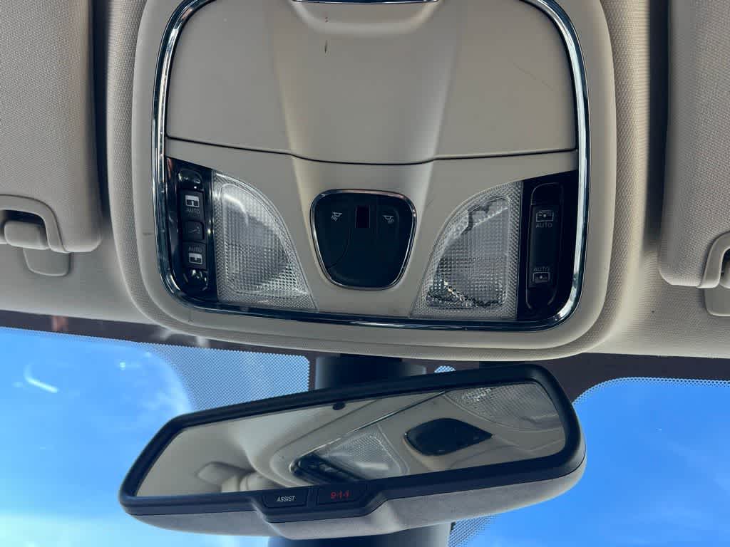 Thumbnail: 2014 Jeep Cherokee - 44