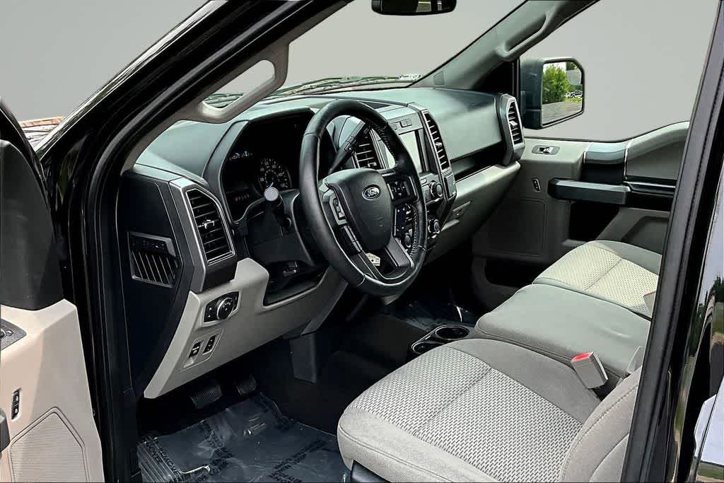 Thumbnail: 2018 Ford F-150 - 13