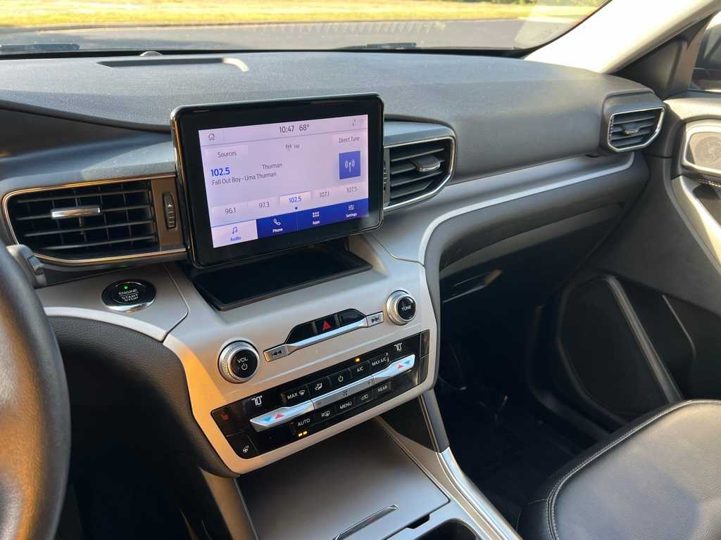 Thumbnail: 2020 Ford Explorer - 32