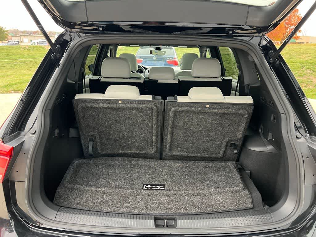 Thumbnail: 2023 Volkswagen Tiguan - 22