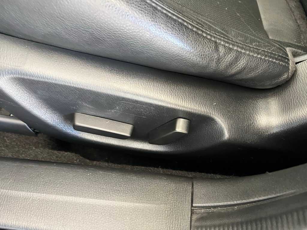 Thumbnail: 2017 Mazda Mazda3 - 19