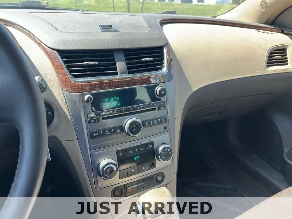 Thumbnail: 2008 Chevrolet Malibu - 22