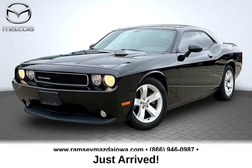 2012 Dodge Challenger SXT -
                  Urbandale, IA