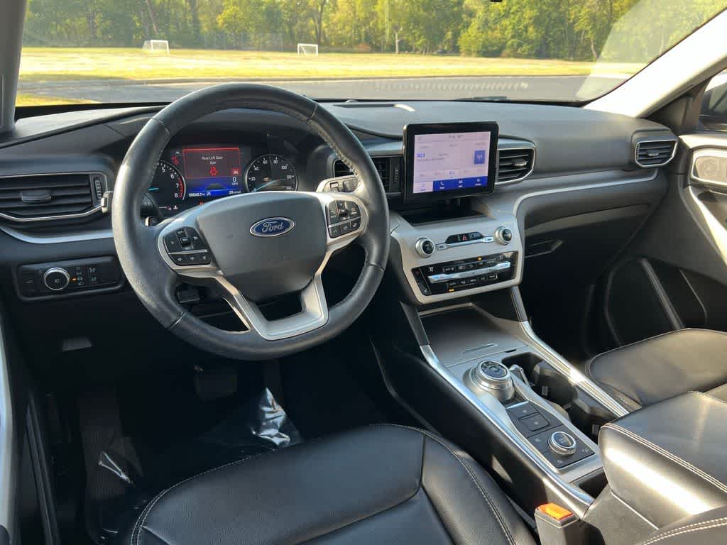 Thumbnail: 2020 Ford Explorer - 29