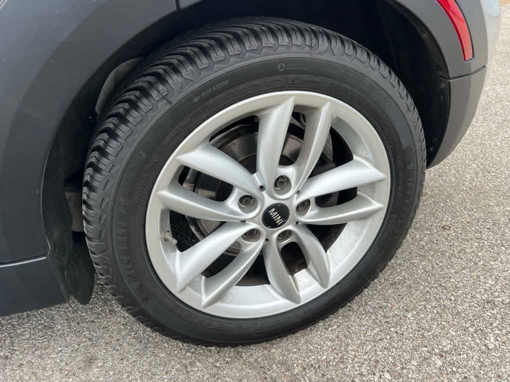 Thumbnail: 2011 MINI Cooper Countryman - 14