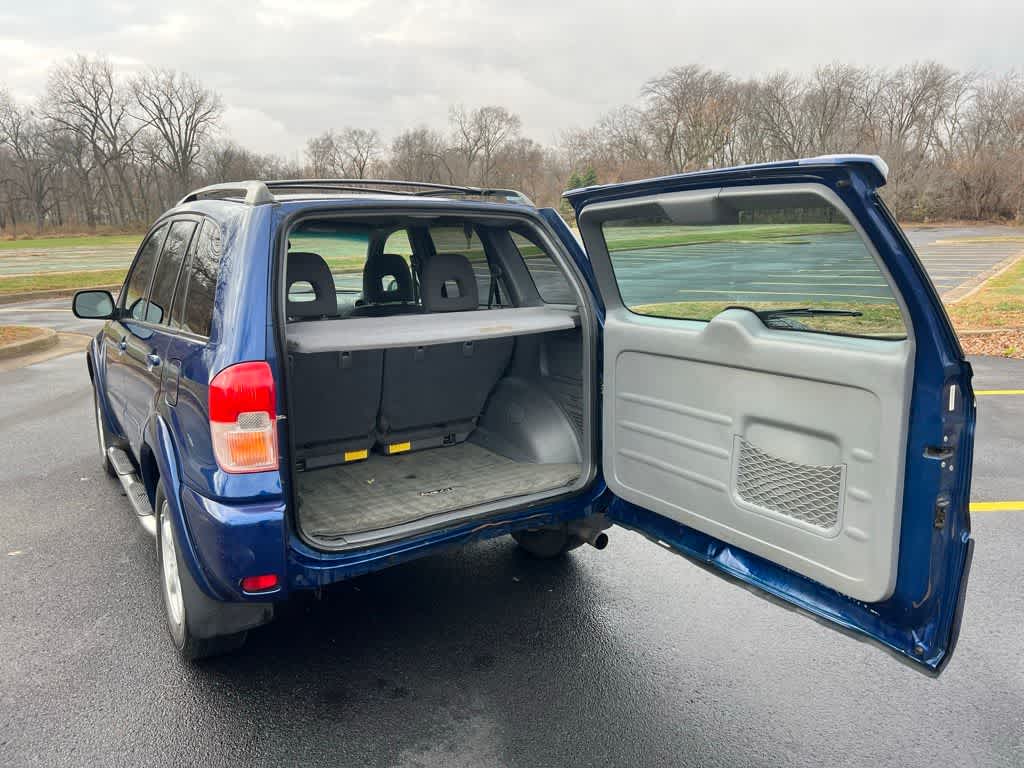 Thumbnail: 2003 Toyota RAV4 - 30