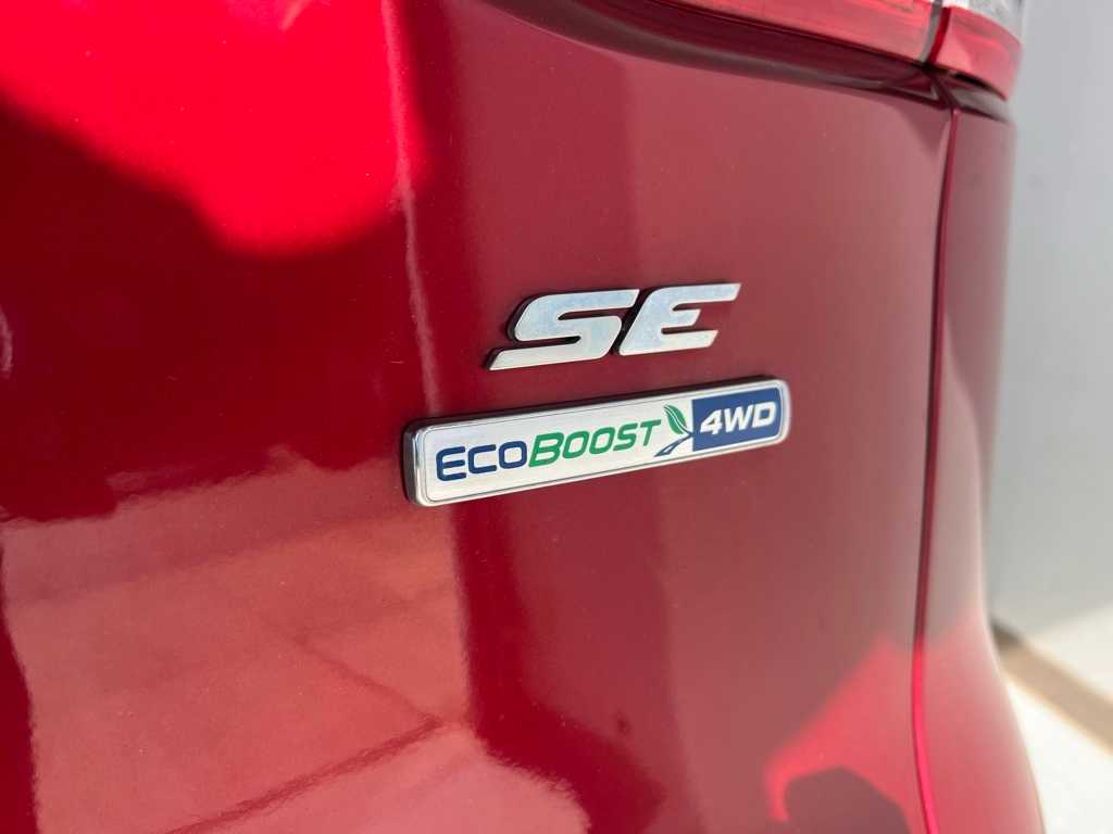 Thumbnail: 2016 Ford Escape - 12