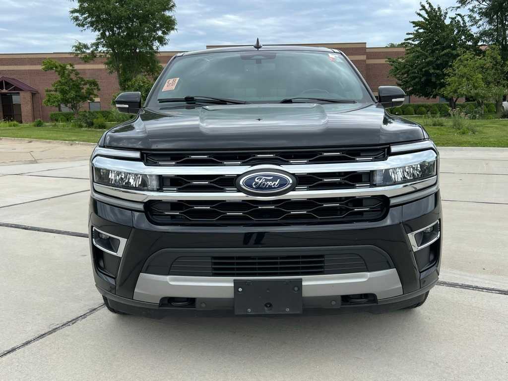 Thumbnail: 2022 Ford Expedition - 8